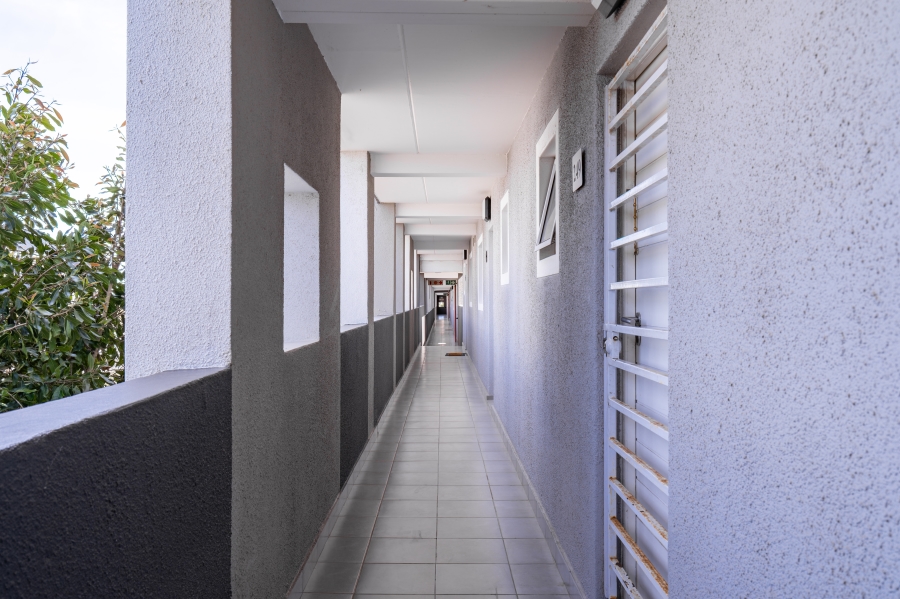 2 Bedroom Property for Sale in Burgundy Estate Western Cape